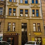 Quiet & Cosy Apt In The Heart Of Old Cracow Daire *