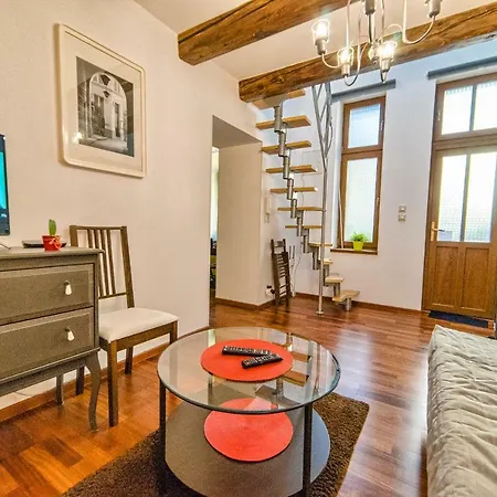 Quiet & Cosy In The Heart Of Old Cracow Cracovia